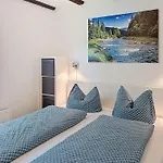Franzi 3 By Interhome * אראך